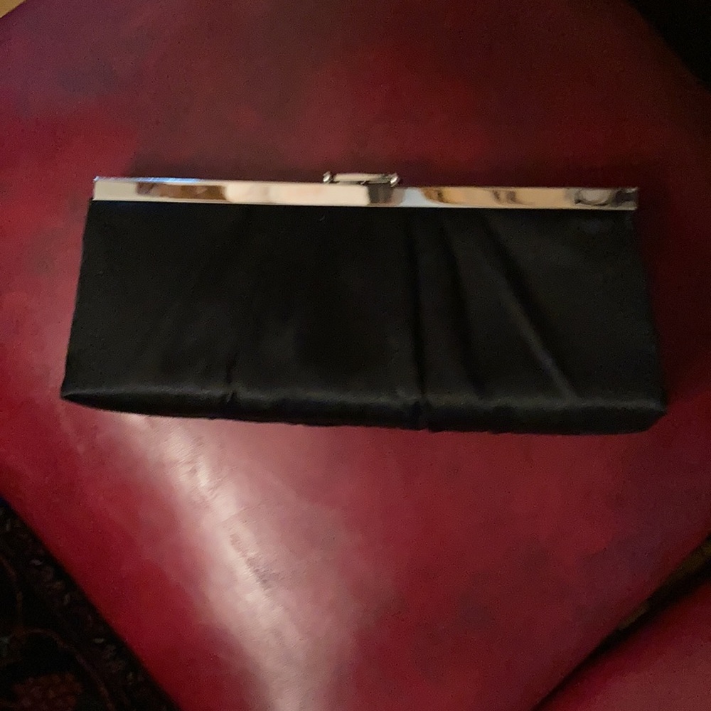 3 piece lot of vintage evening bags! 1 is NWT - the others are excellent too’ - Picture 11 of 11